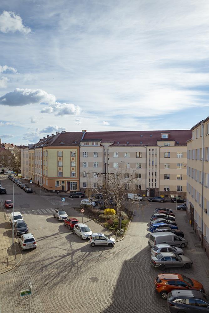 Duże 2 pokoje gotowe do zamieszkania. (14)