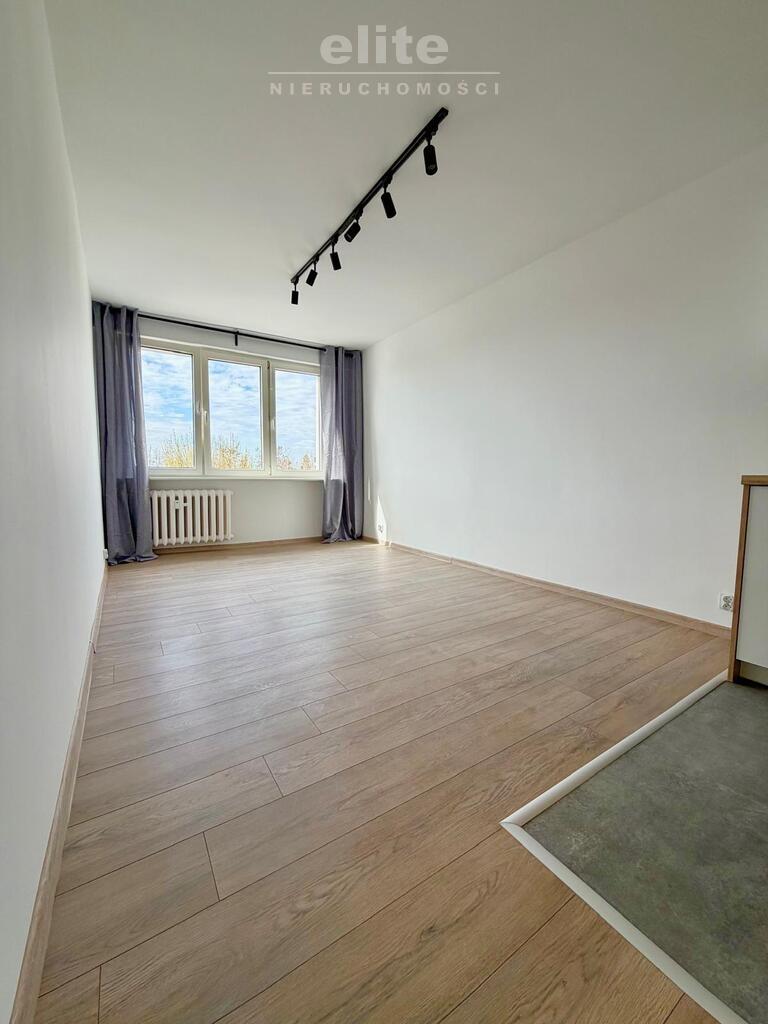 Pomorzany, 2 pokoje po generalnym remoncie (6)