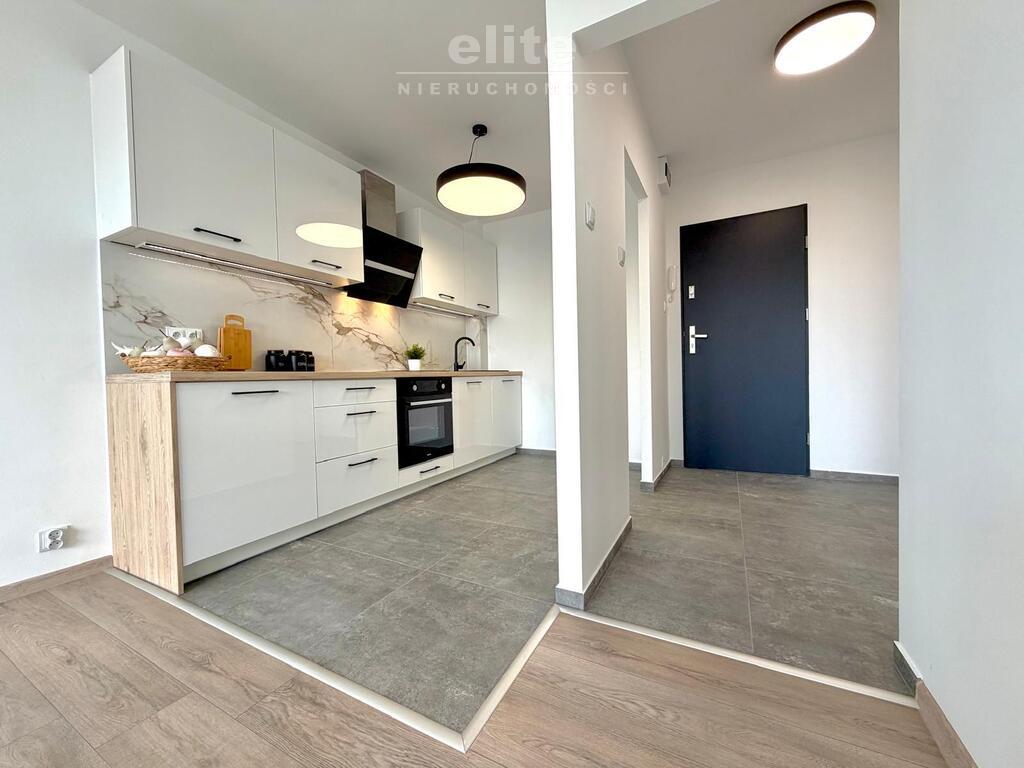 Pomorzany, 2 pokoje po generalnym remoncie (2)