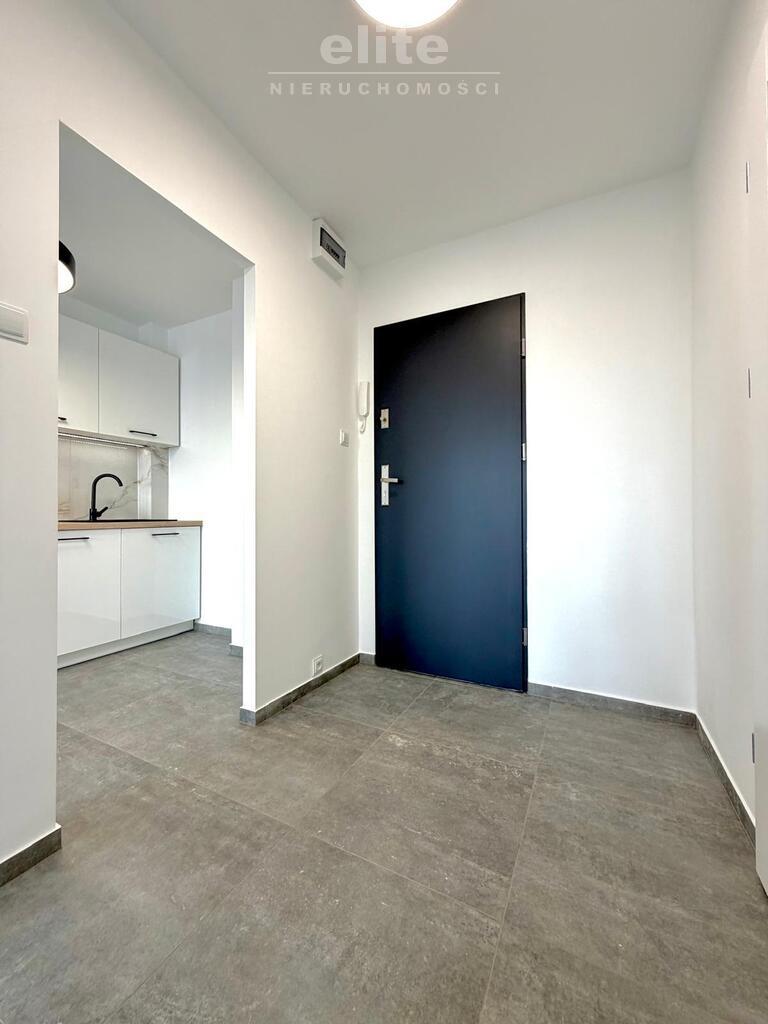 Pomorzany, 2 pokoje po generalnym remoncie (12)