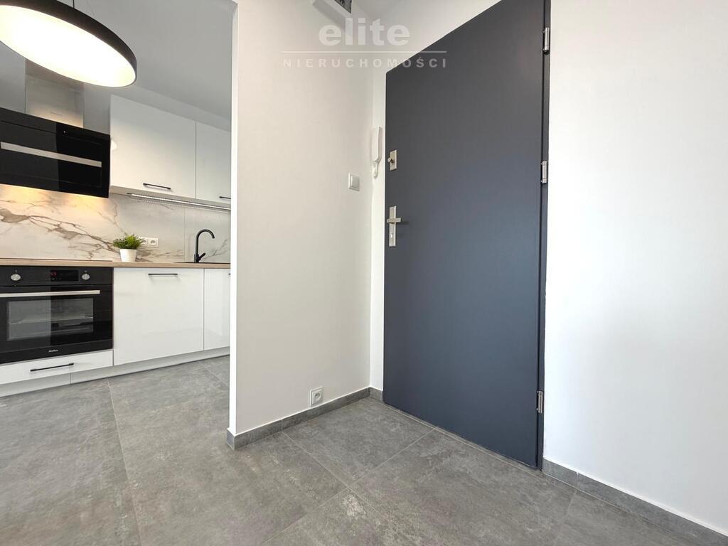 Pomorzany, 2 pokoje po generalnym remoncie (8)