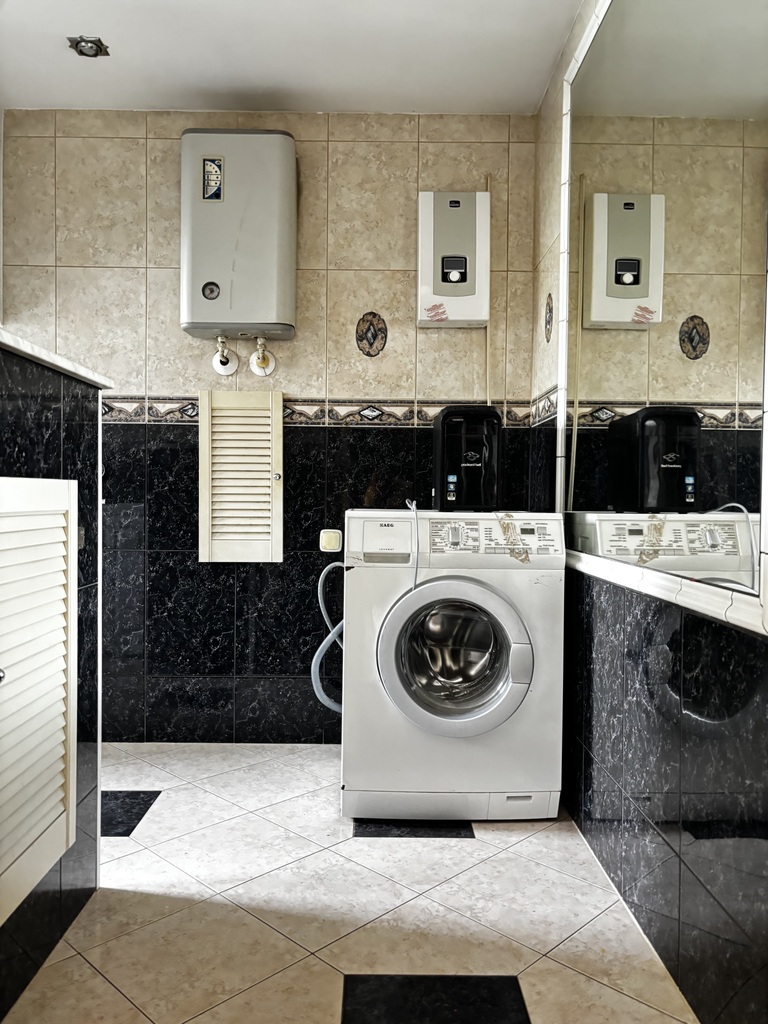Mieszkanie 4 pokoje, poddasze 2piętro Police (9)