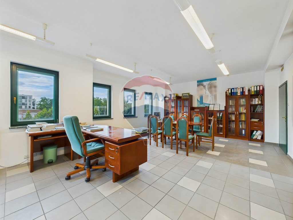 Obiekt inwestycyjny: biura/mieszkania-Ursus (4)