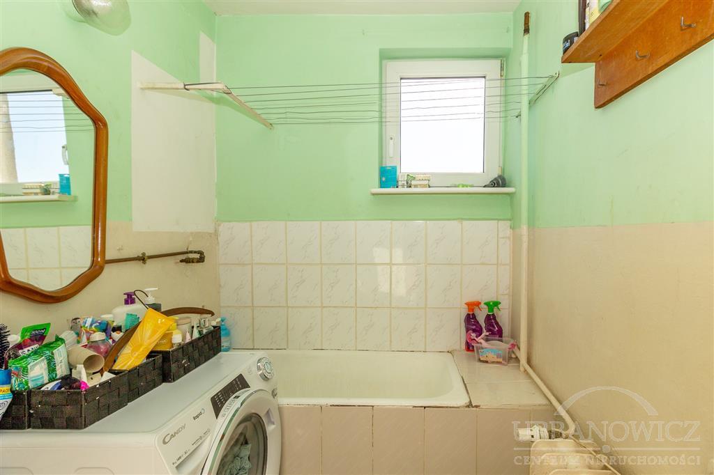 2-pok. mieszkanie, z balkonem ! (5)