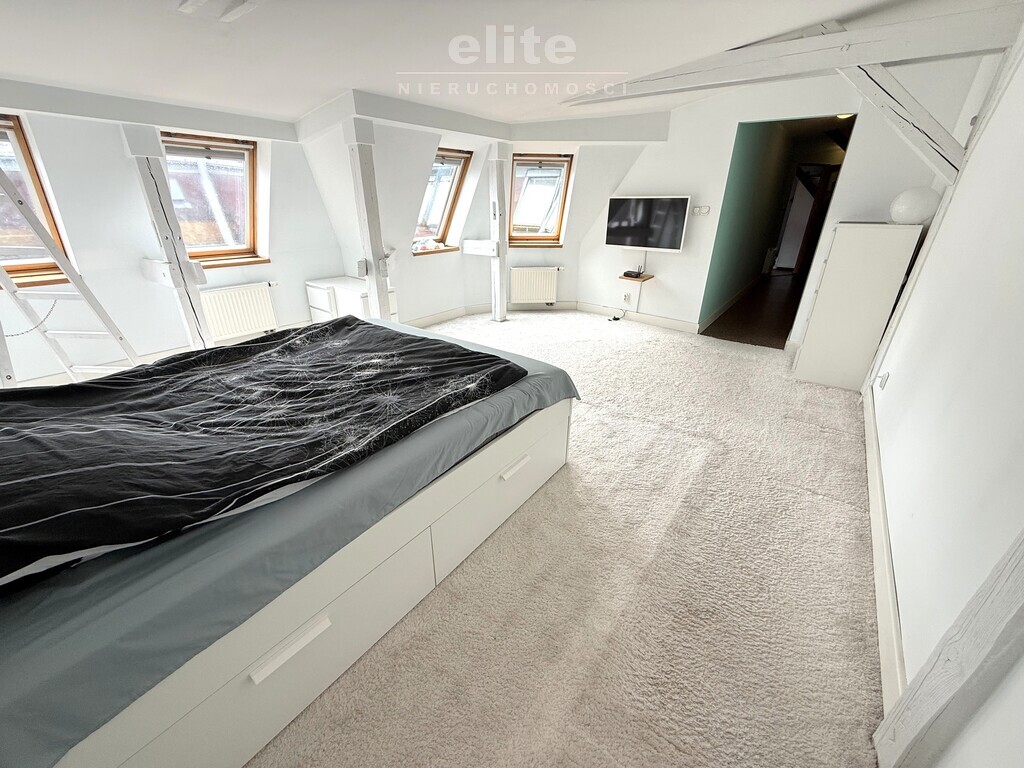 Centrum 3 pok + taras 10m2, piwnica (8)