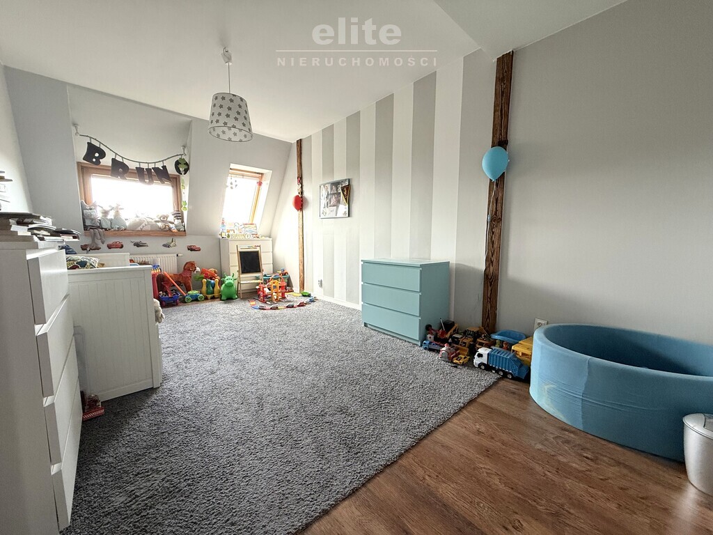 Centrum 3 pok + taras 10m2, piwnica (10)