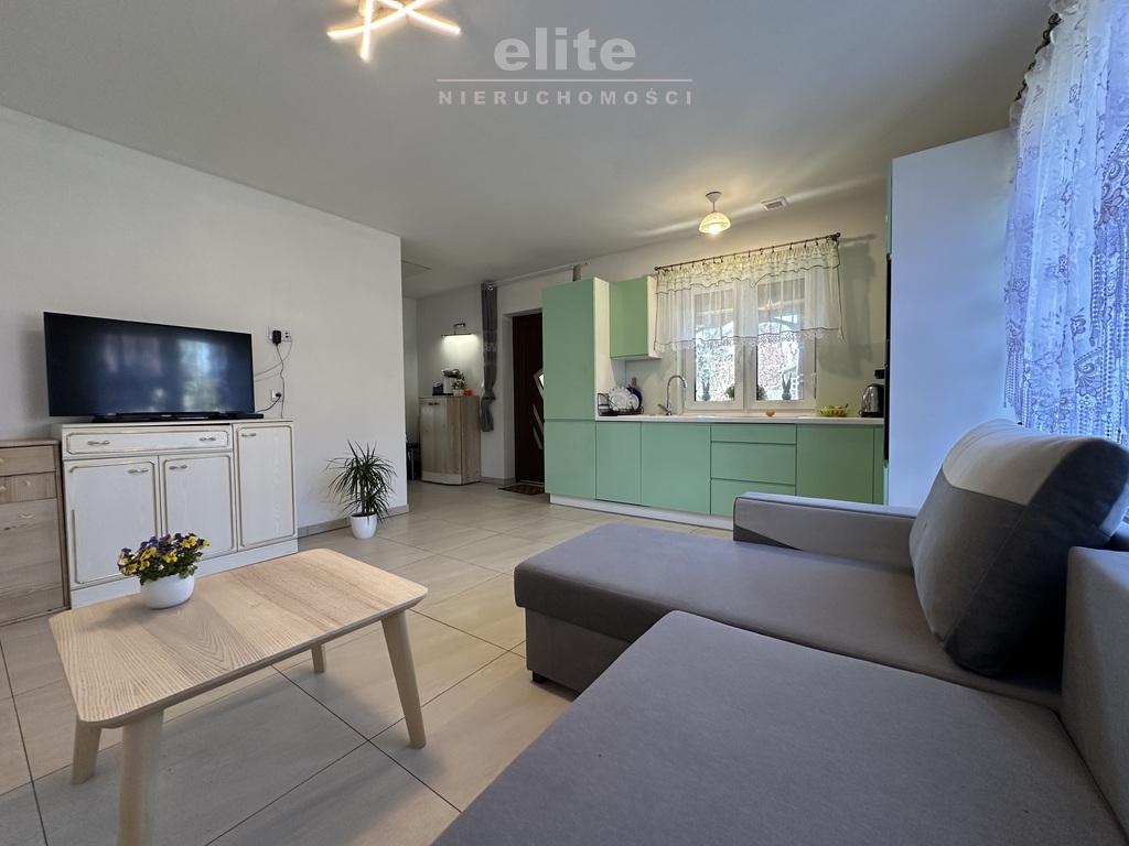 Nowoczesny domek całoroczny gotowy do zamieszkania (3)