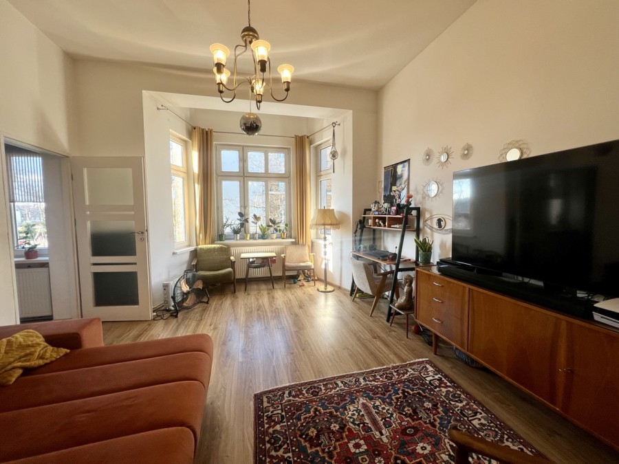 Klimatyczne 2 pokoje 1 Piętro Piwnica Centrum Limanowskiego (7)