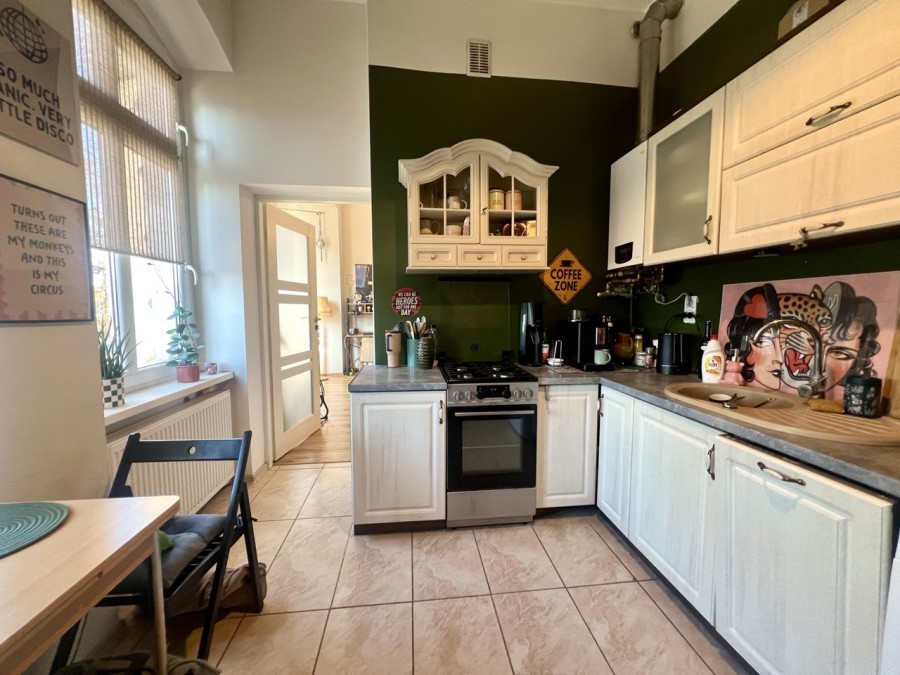 Klimatyczne 2 pokoje 1 Piętro Piwnica Centrum Limanowskiego (9)