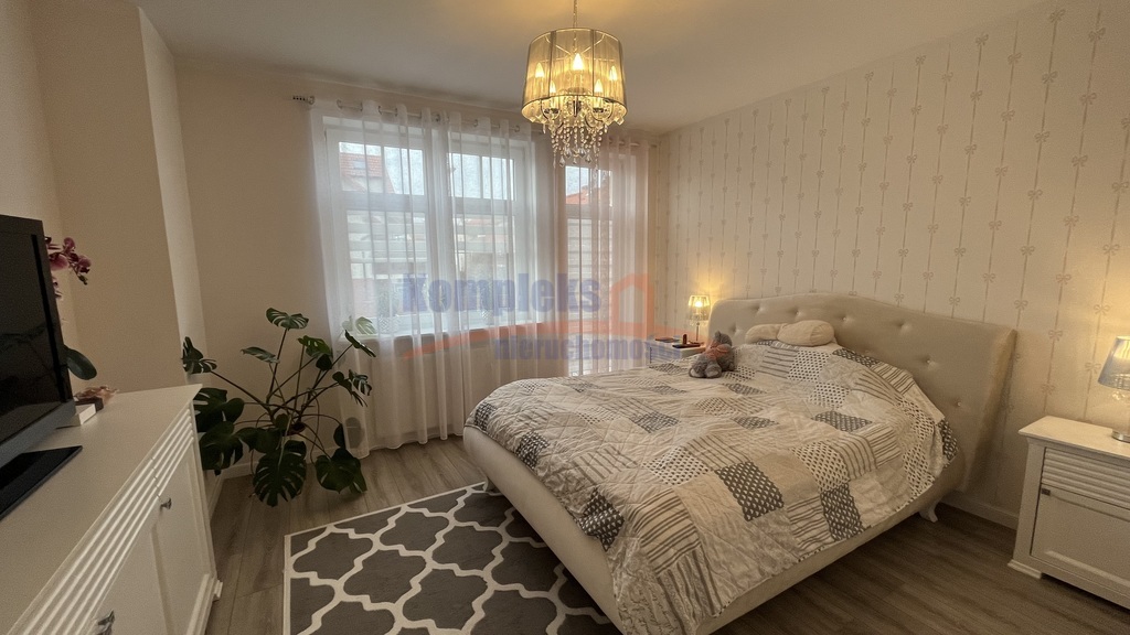 Do wynajęcia 3 pok. taras 22m2 , balkon , garaż. (11)