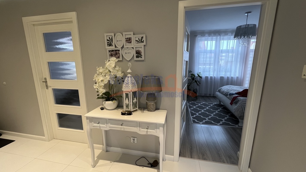 Do wynajęcia 3 pok. taras 22m2 , balkon , garaż. (14)