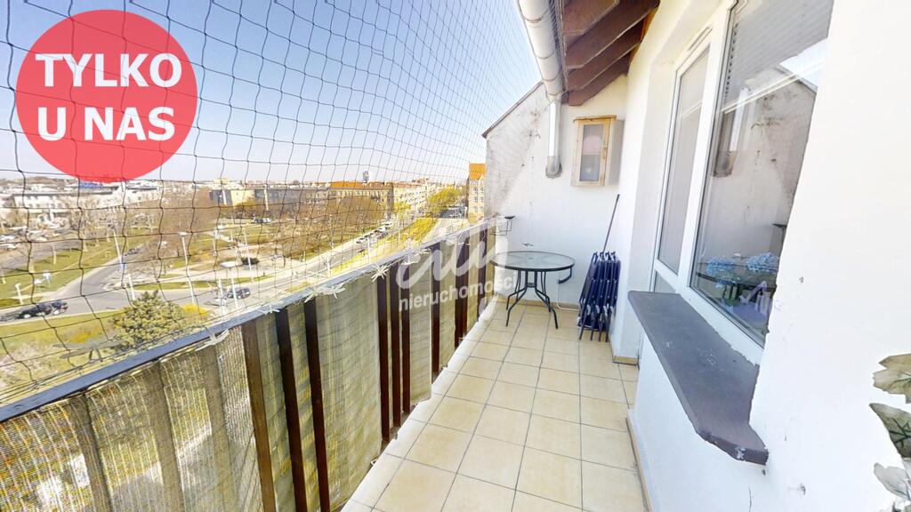 Śródmieście - 70 m2, 3 pokoje, balkon (8)