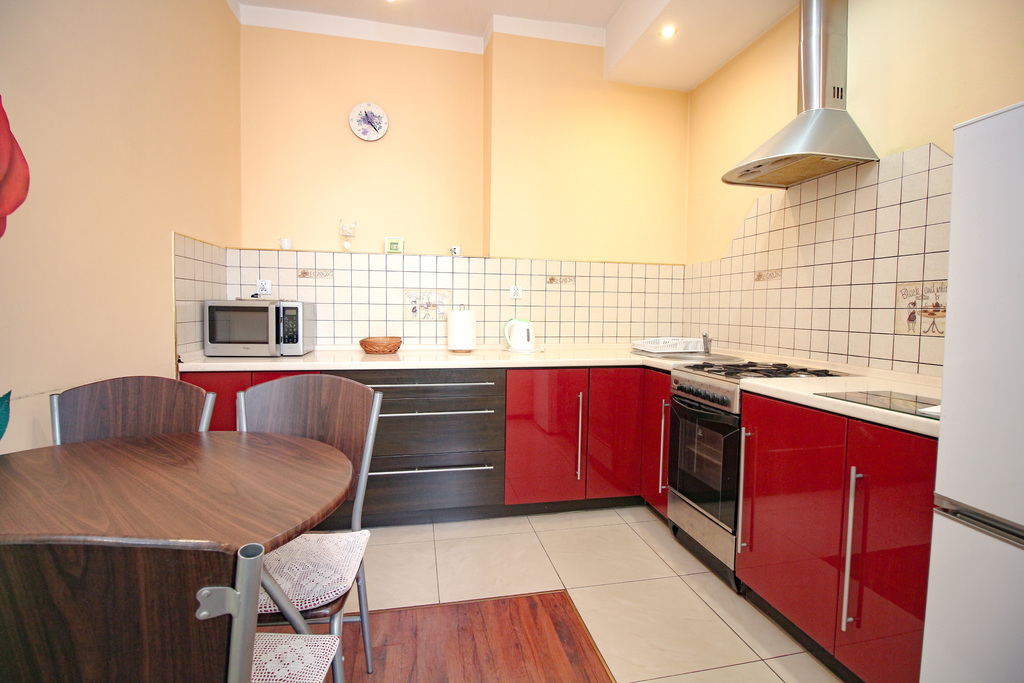 Bezczynszowe, Duże 4 pokoje z garażem,  centrum (14)