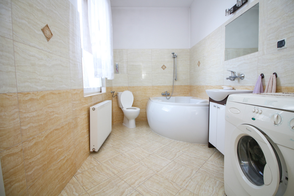 Bezczynszowe, Duże 4 pokoje z garażem,  centrum (7)