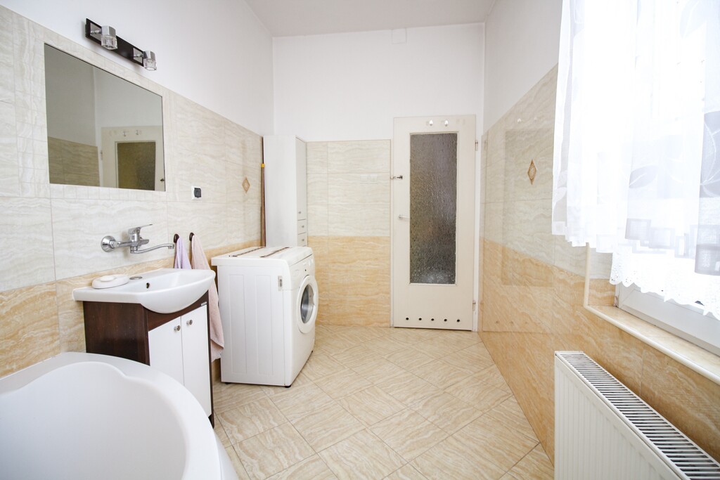 Bezczynszowe, Duże 4 pokoje z garażem,  centrum (17)