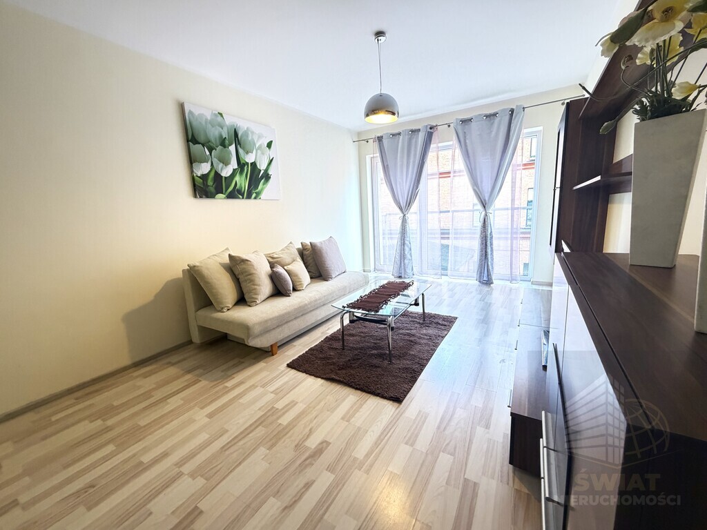 Jasne i przestronne mieszkanie 56 m2 (4)