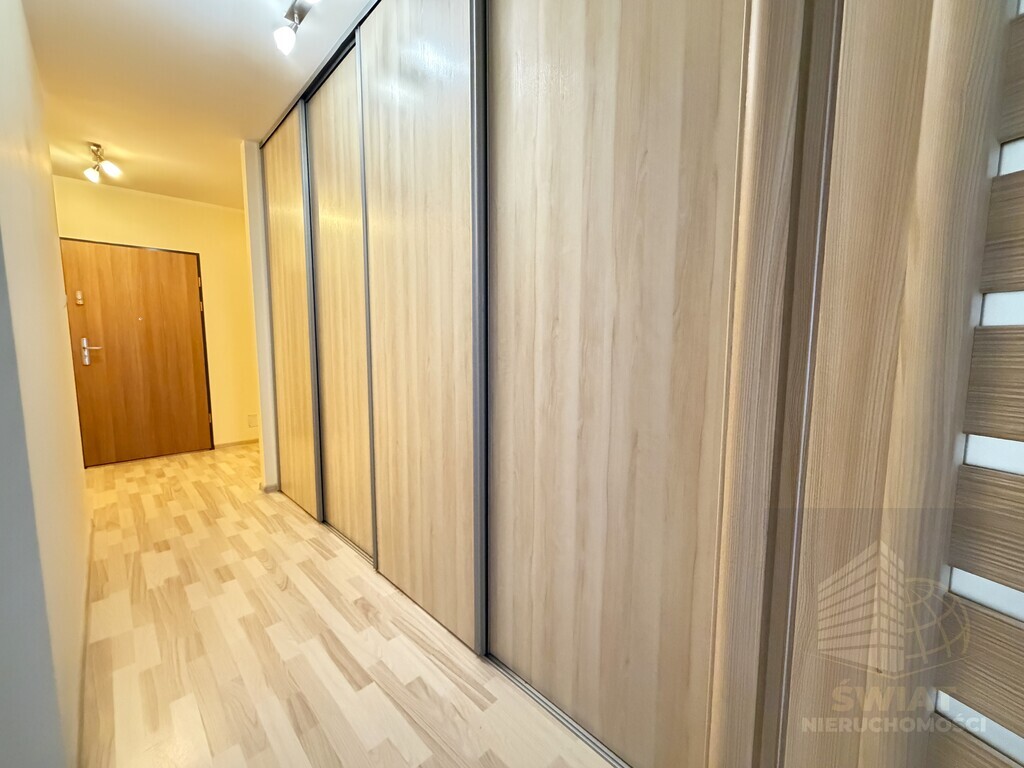 Jasne i przestronne mieszkanie 56 m2 (8)