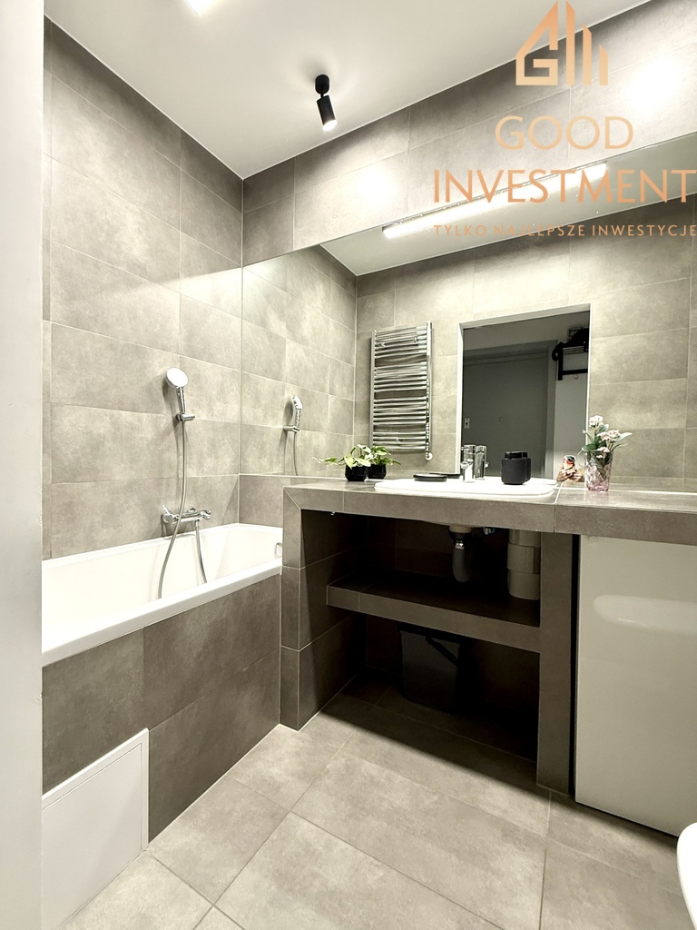 Na sprzedaż komfortowe 2 pokoje. (13)