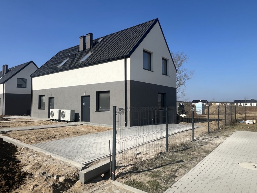 Nowy Wykończony Pod Klucz Dom w Otulinie Lasu (4)