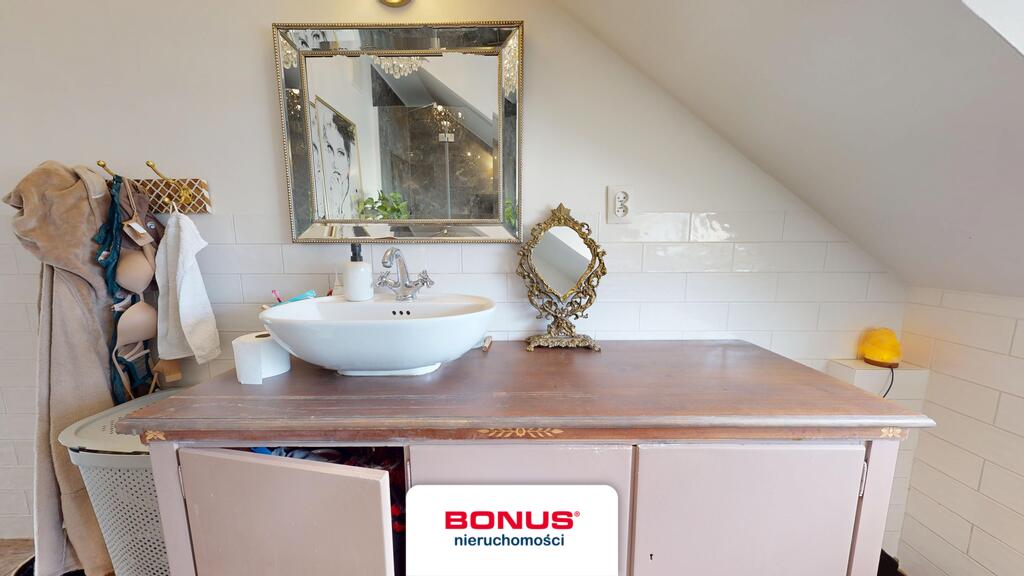 Mieszkanie 109 m2 4 pokoje 3 garderoby, balkon (6)