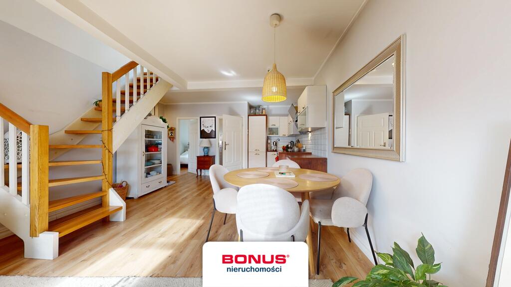 Mieszkanie 109 m2 4 pokoje 3 garderoby, balkon (13)