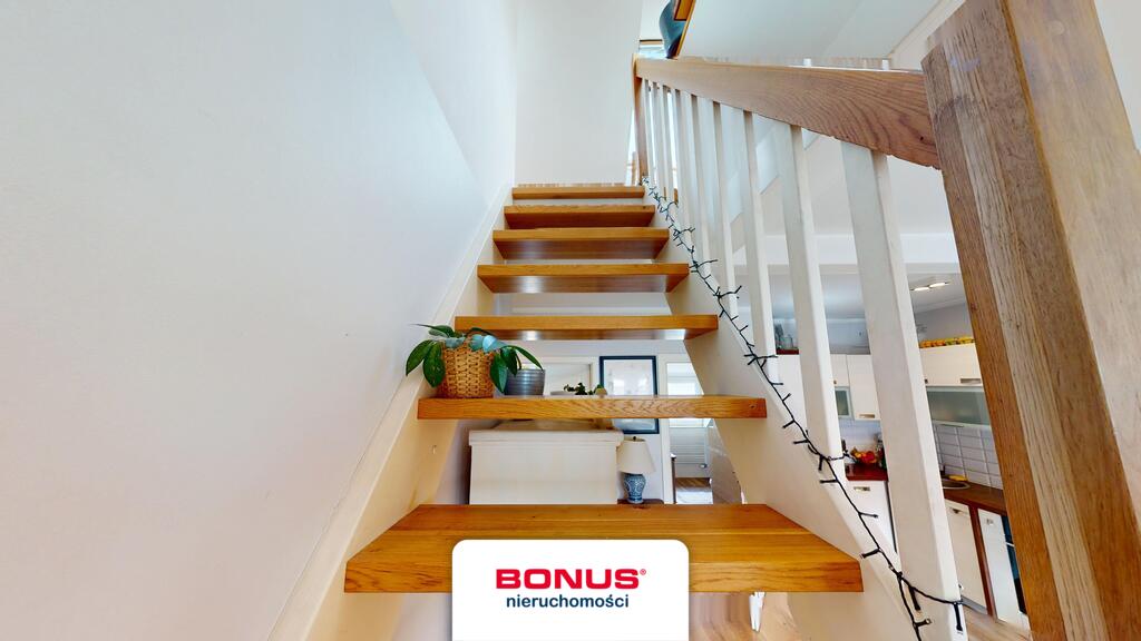 Mieszkanie 109 m2 4 pokoje 3 garderoby, balkon (30)