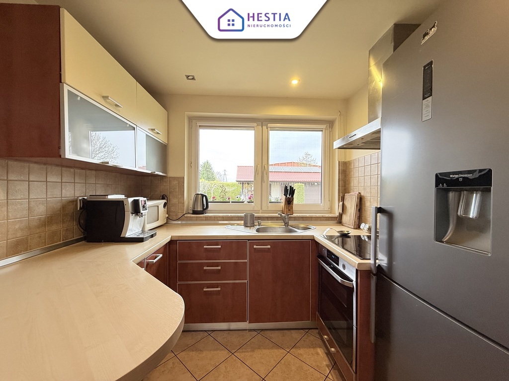 Urokliwy Dom z Garażem wolnostojącym (7)