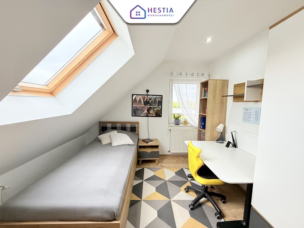 Urokliwy Dom z Garażem wolnostojącym (12)