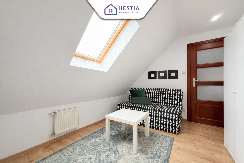 Urokliwy Dom z Garażem wolnostojącym (16)