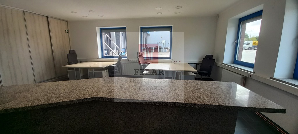 Obiekt -1 ha działki(2400m2 magazyny+770m2 biur) (17)