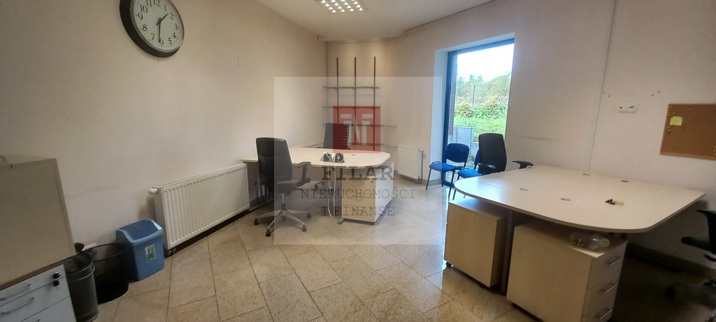 Obiekt -1 ha działki(2400m2 magazyny+770m2 biur) (25)