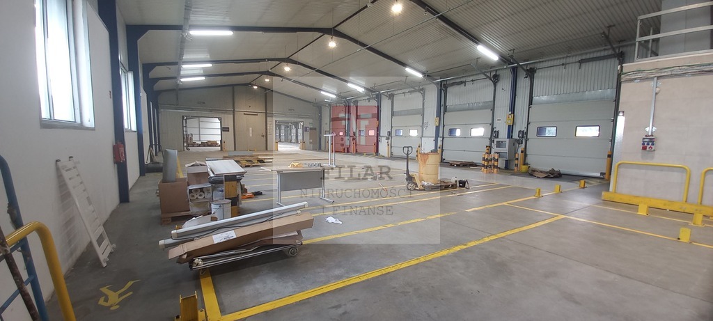 Obiekt -1 ha działki(2400m2 magazyny+770m2 biur) (7)