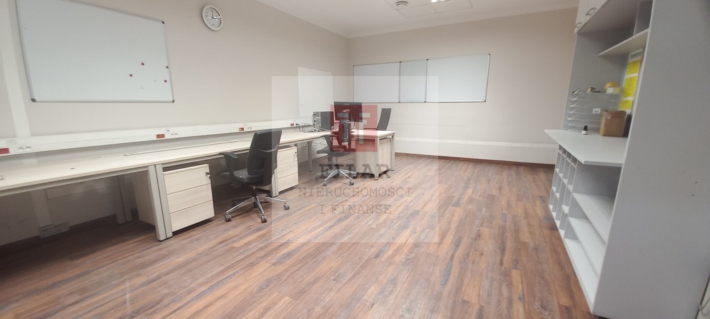 Obiekt -1 ha działki(2400m2 magazyny+770m2 biur) (26)