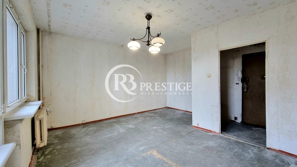 Prawobrzeże - kawalerka z potencjałem dwóch pokoi (1)