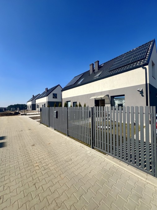 Nowy Wykończony Pod Klucz Dom w Otulinie Lasu (3)