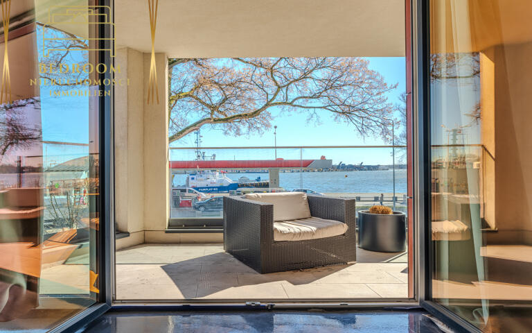 Apartament z widokiem na port, duży taras, do wykończenia VAT 8% (11)