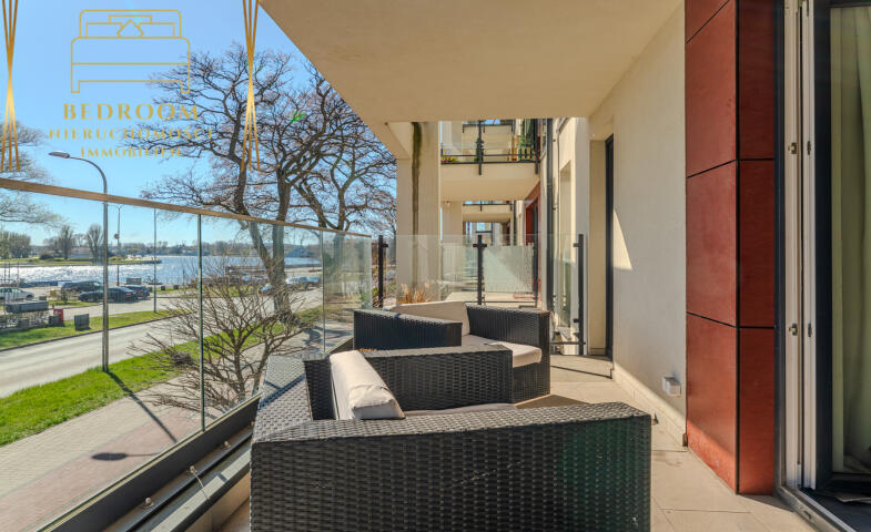 Apartament z widokiem na port, duży taras, do wykończenia VAT 8% (12)
