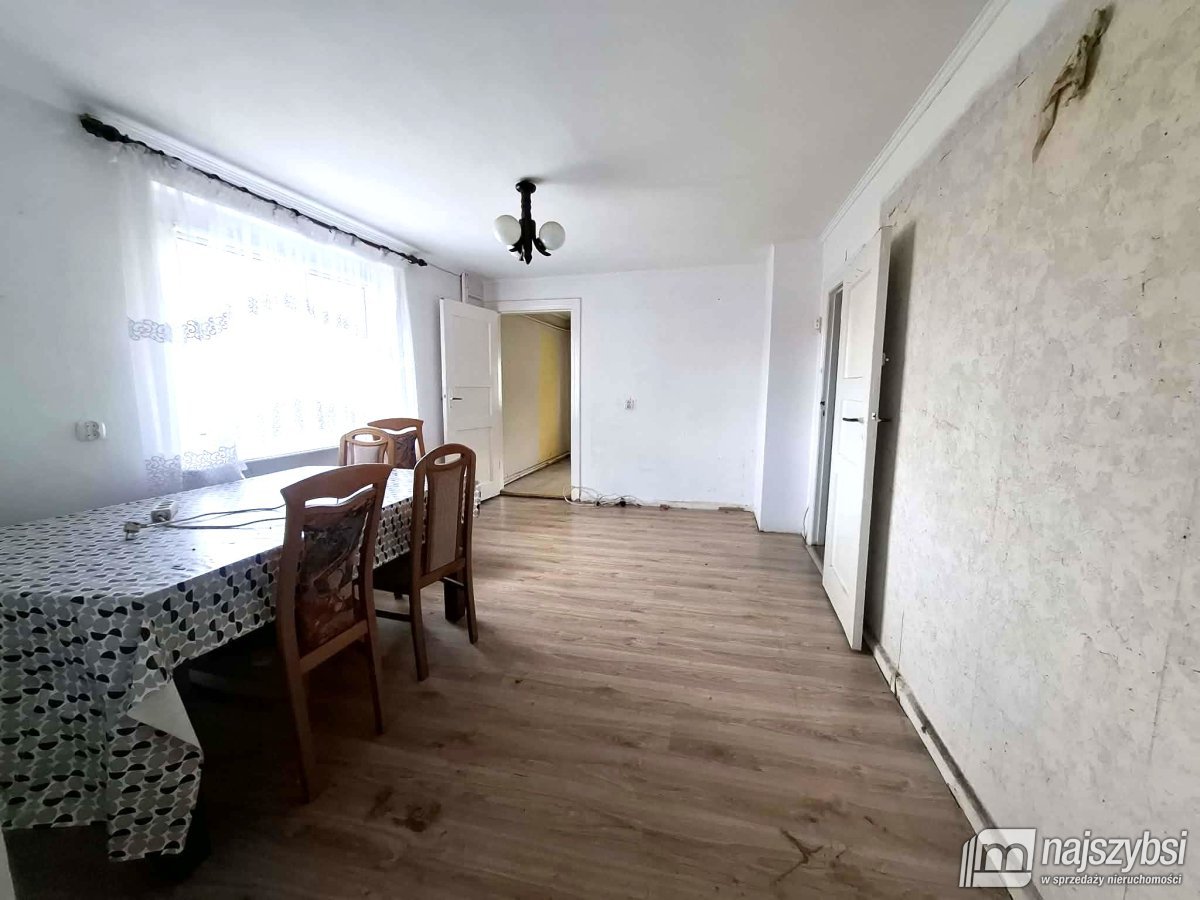 Nowogard - dom+mieszkanie+garaż - działka 1064m2 (10)