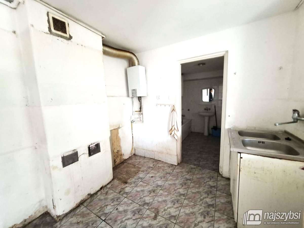 Nowogard - dom+mieszkanie+garaż - działka 1064m2 (13)