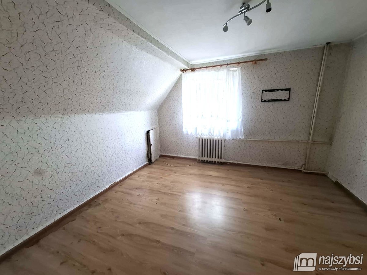 Nowogard - dom+mieszkanie+garaż - działka 1064m2 (6)