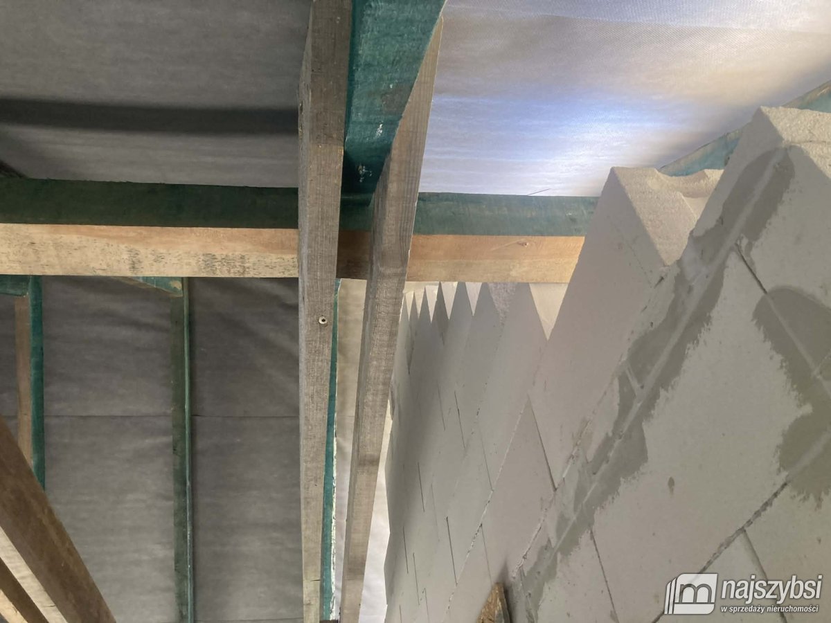 Golczewo/Upadły-dom w stanie surowym, dz. 1370m2 (13)