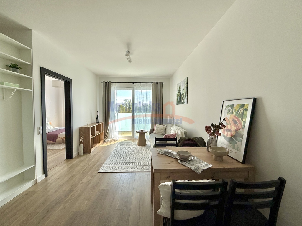 Nowe 2 pokoje z loggią i parkingiem (2)