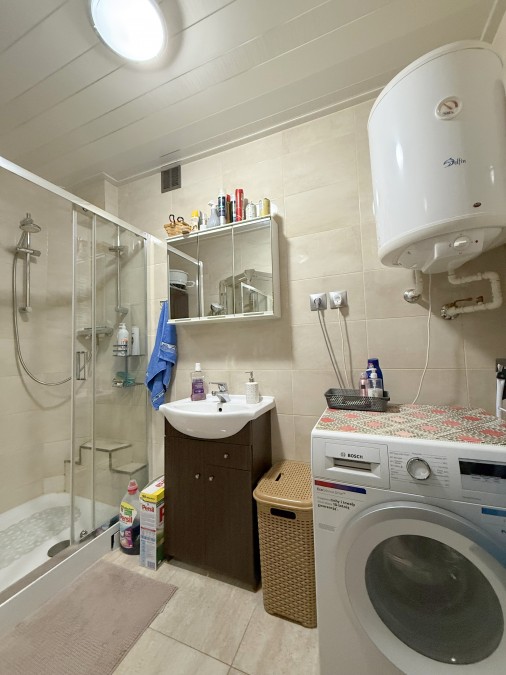 Mieszkanie 3 pokojowe z balkonem. (13)