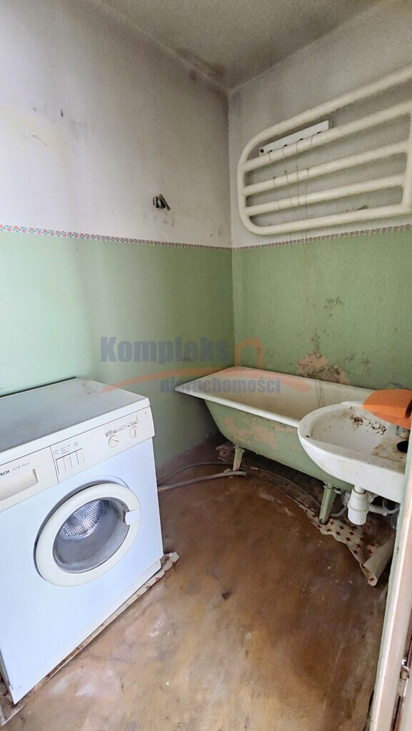 2 pokoje do remontu i własnej aranżacji (7)