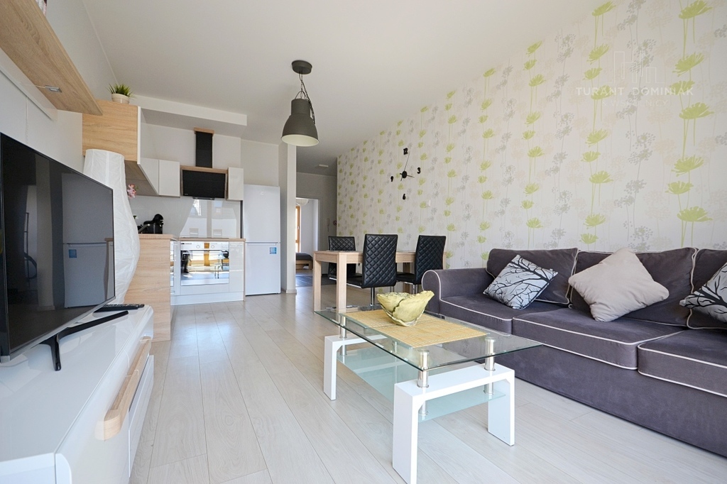 Trzypokojowy, słoneczny apartament z garażem (1)