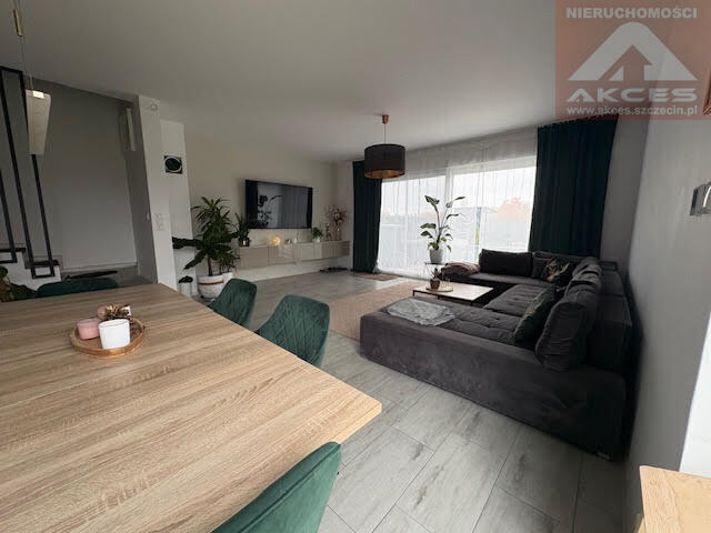 Segment skrajny, 126 m2, Dobra  (3)