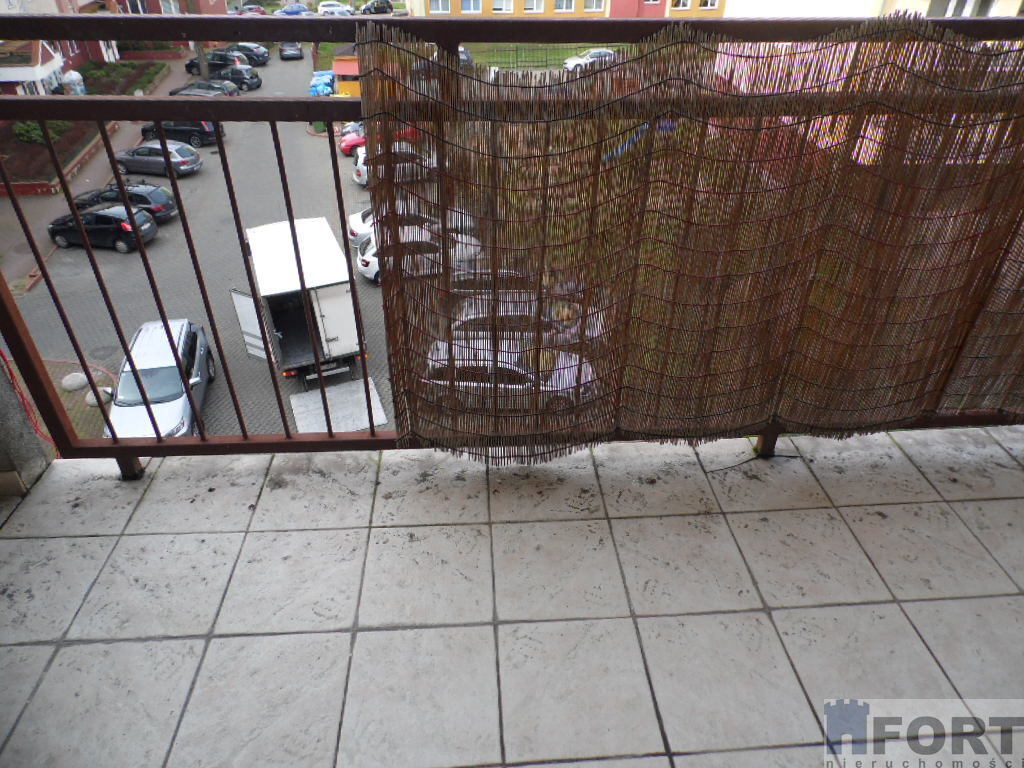 Duża kawalerka z balkonem (9)