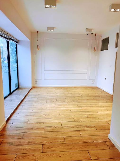 PRZESTRONNY LOKAL POD KAŻDĄ DZIAŁALNOŚĆ (1)