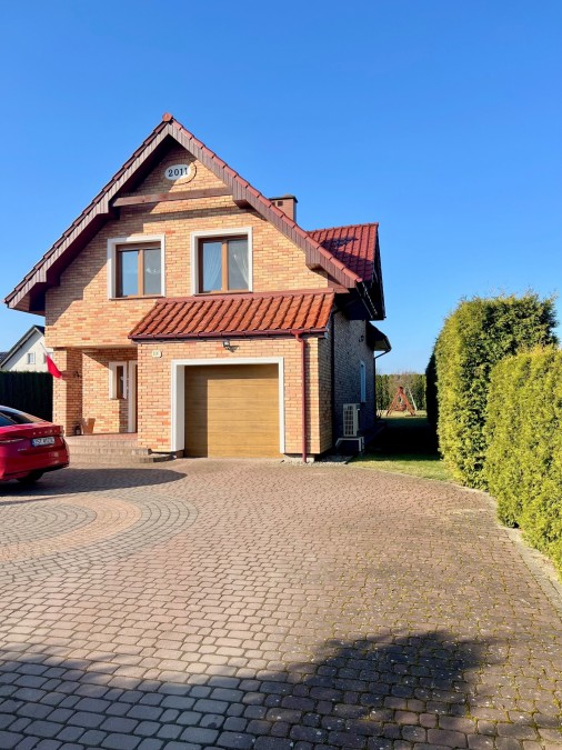 KLIMATYCZNY DOM  W POBLIŻU J.MIEDWIE (1)