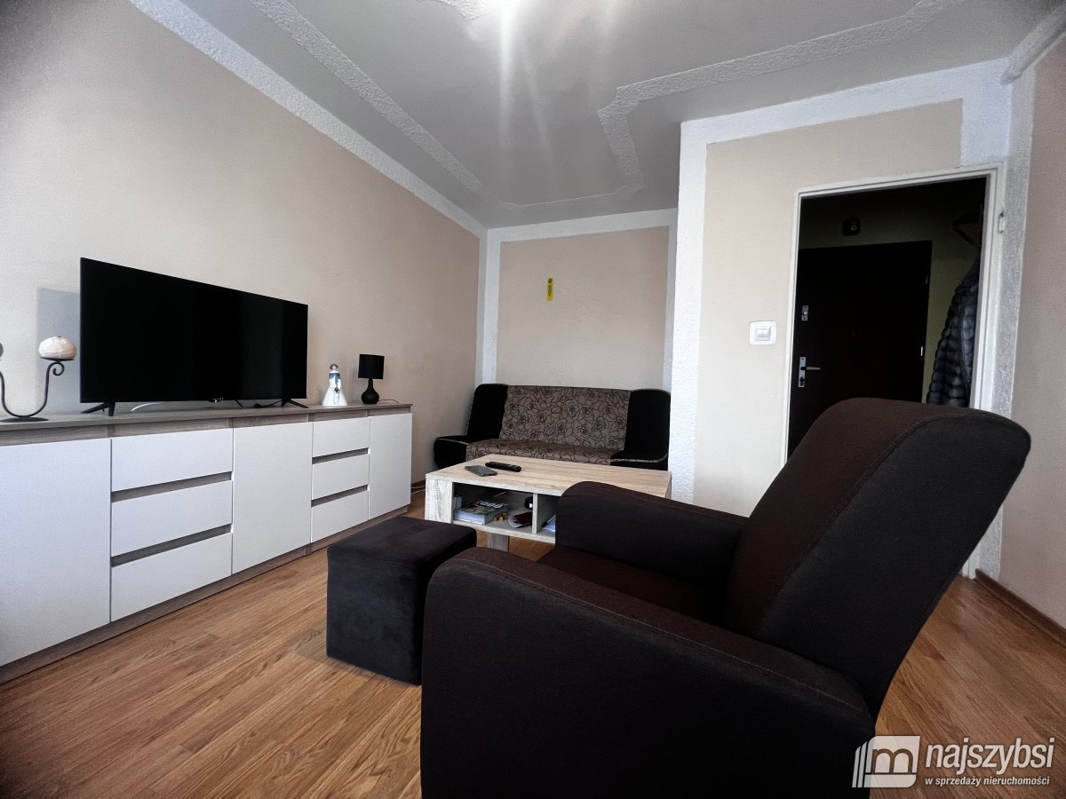 KOŁOBRZEG-KAWALERKA Z POTENCJAŁEM-CENTRUM OKAZJA! (3)